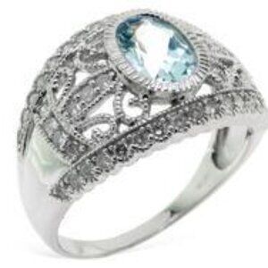 Dazzling 10Kt White Gold Aquamarine & Diamond Ring
